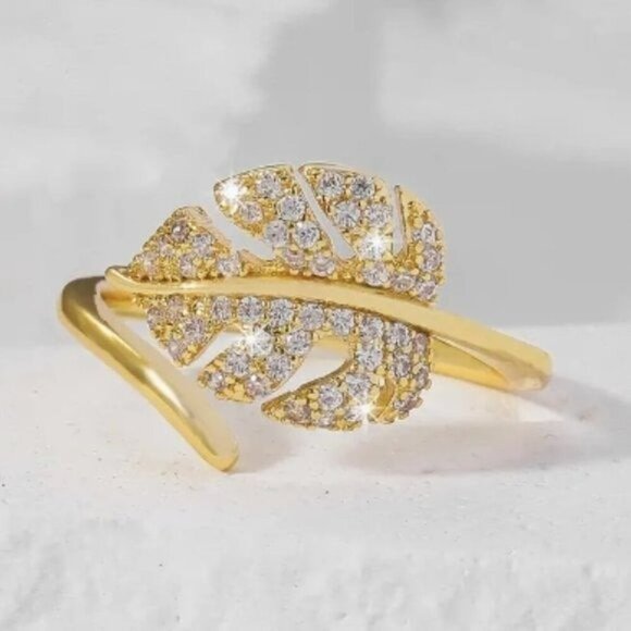 18k Gold Plated Adjustable Gold Leaf Diamond Ring - Picture 2 of 3